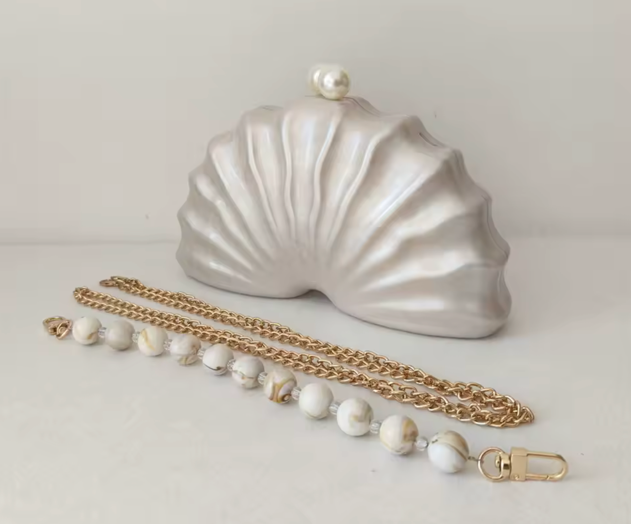 Siren Clutch